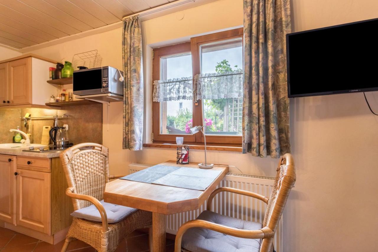 Haus Rosi Und Werner Apartment Emmerting Екстериор снимка